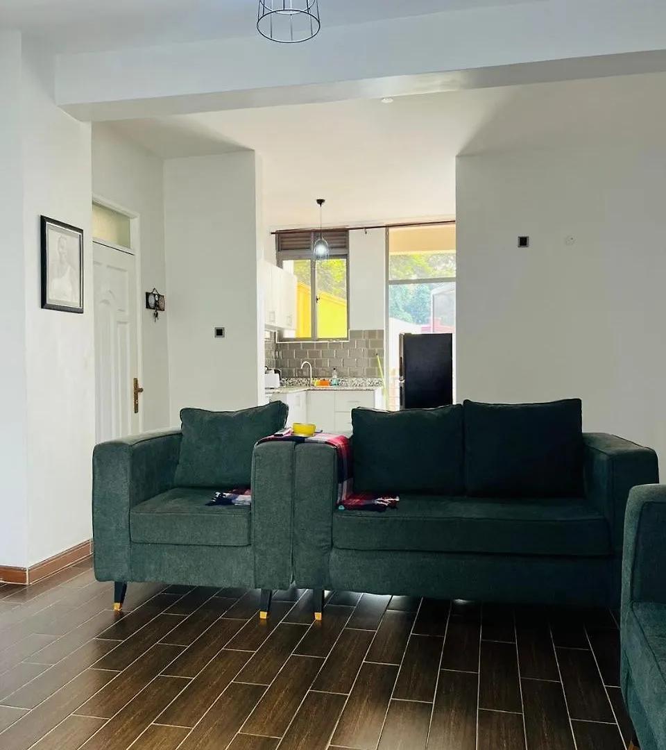 Majiri Apartments كامبالا